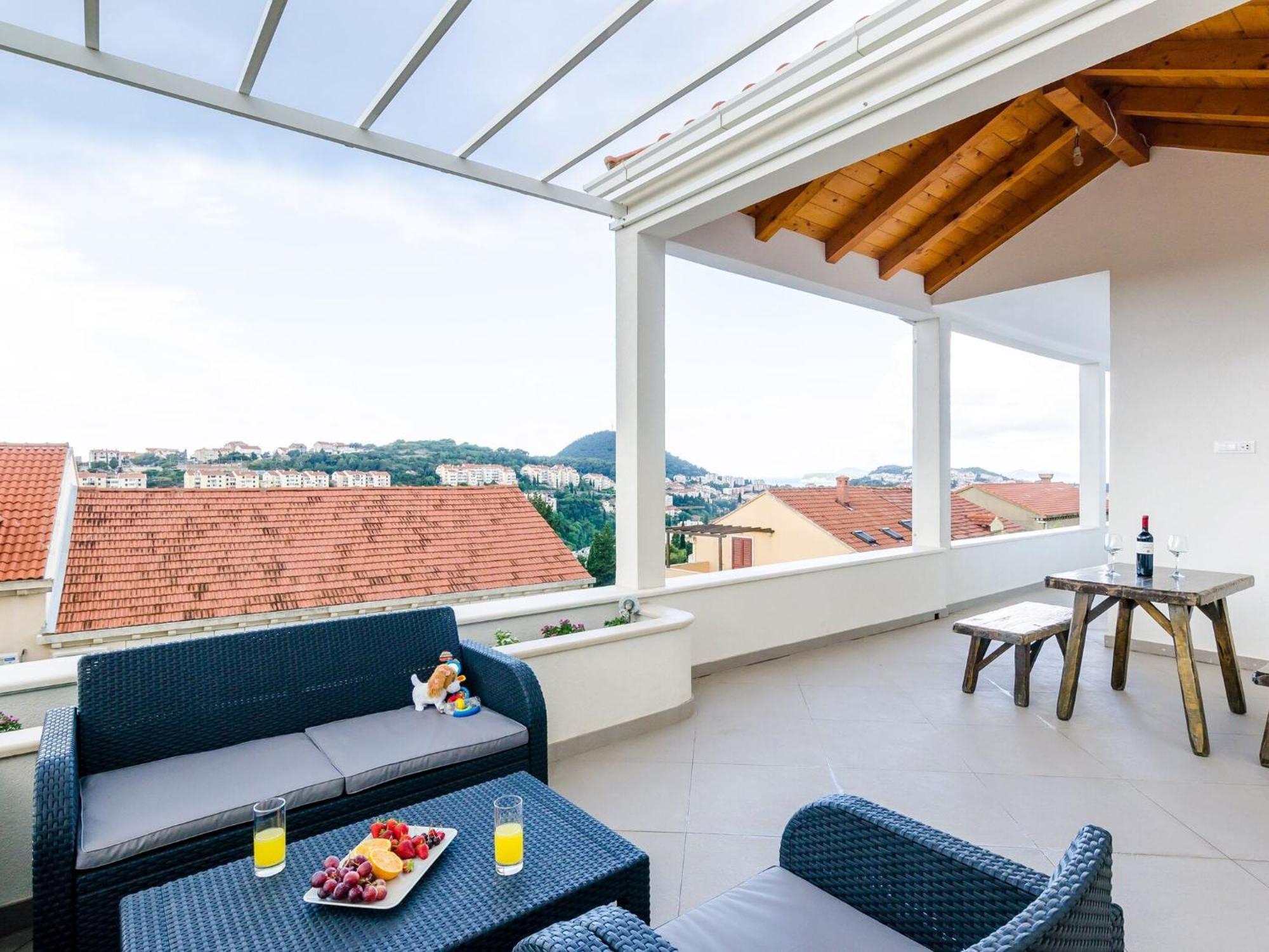 Miracle - Comfort With Terrace And View *